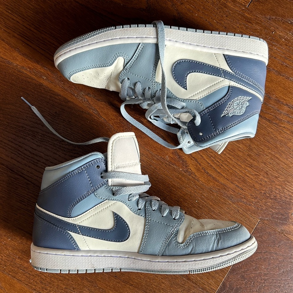 Air Jordan Retro Nikes Blue Hightop